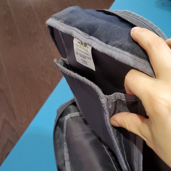 @adidas@ backpack - Picture 4 of 6